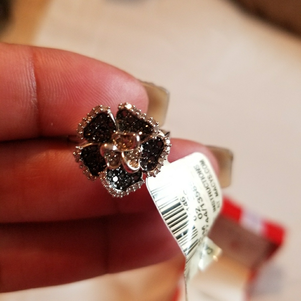Black and white diamond ring size 7